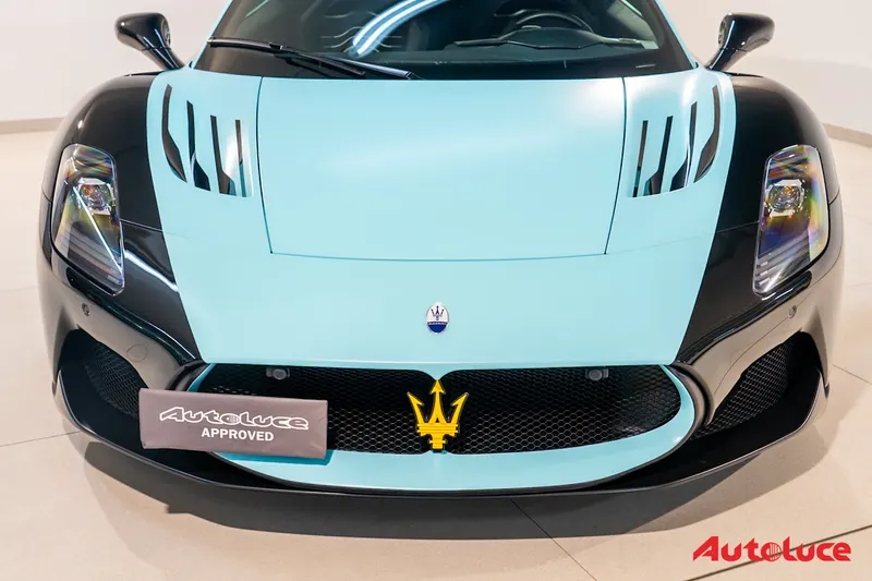 Maserati MC20 LEGGENDA 17