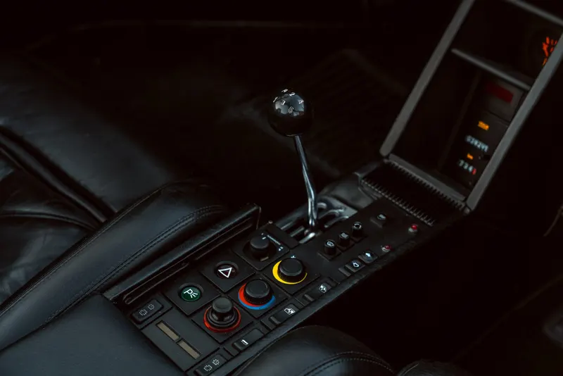 Ferrari TESTAROSSA SPIDER PAVESI 14