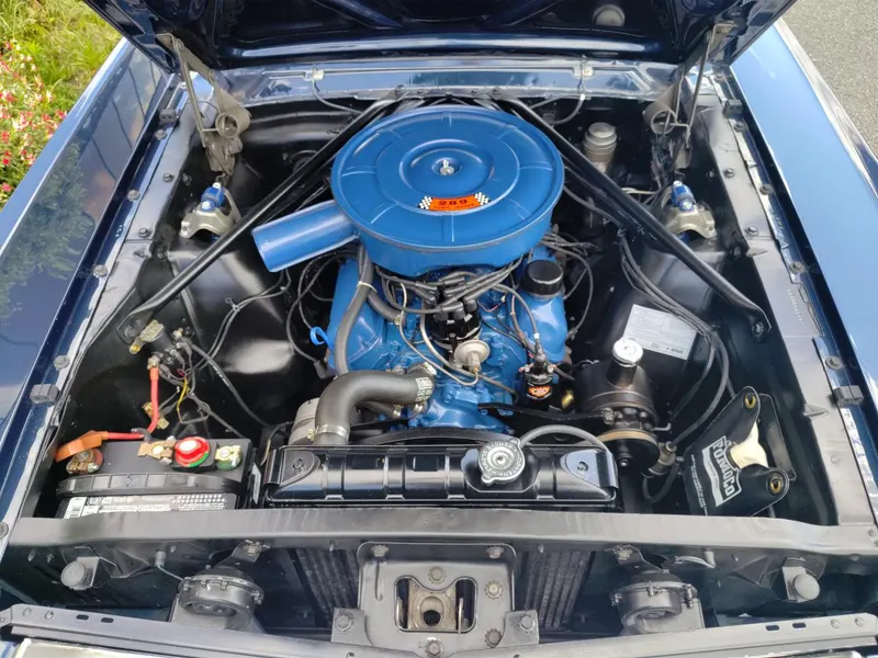 Ford MUSTANG cabriolet 289 boite manuelle 4, int Pony 24