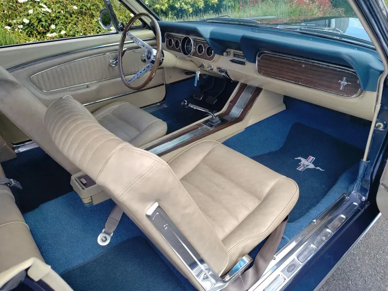 Ford MUSTANG cabriolet 289 boite manuelle 4, int Pony 9