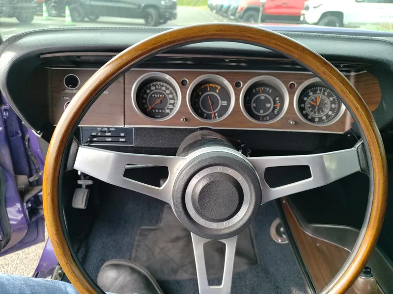 Dodge CHALLENGER BIG BLOCK 383, ORIGINE FRANCE 18