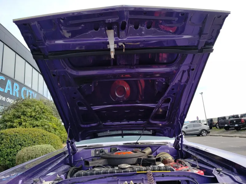 Dodge CHALLENGER BIG BLOCK 383, ORIGINE FRANCE 6