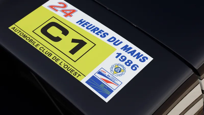C8 21