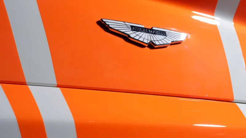 Aston Martin V8 VANTAGE GT2 12