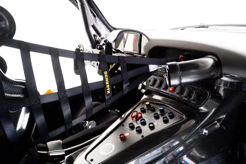 AMG GT3 16