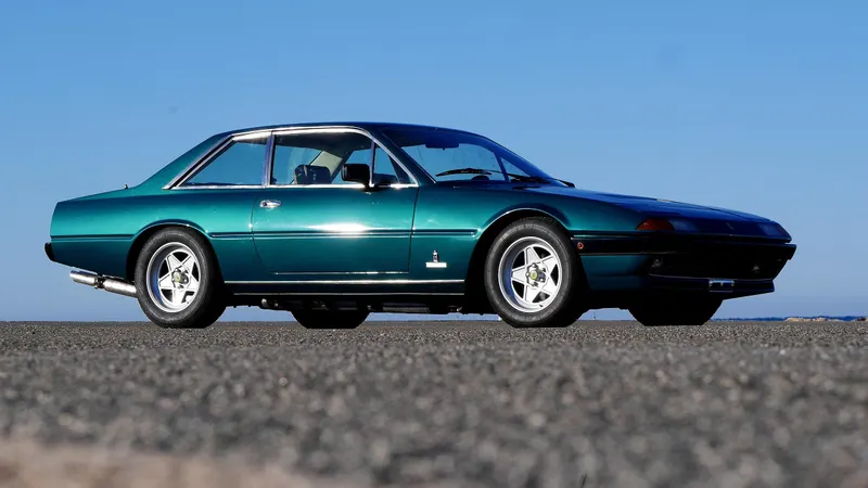 Ferrari 400 I 7