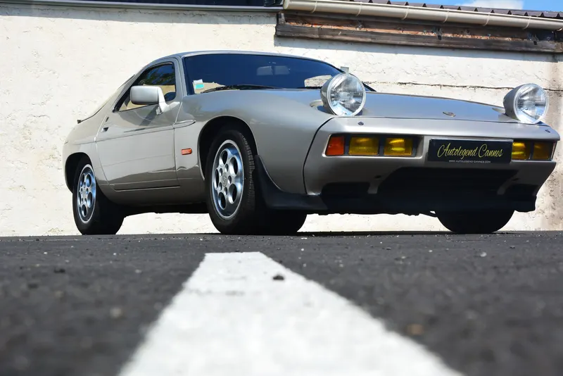 Porsche 928 3