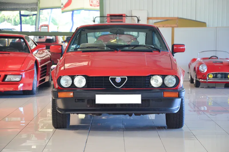 Alfa Romeo GTV 2 litres 5