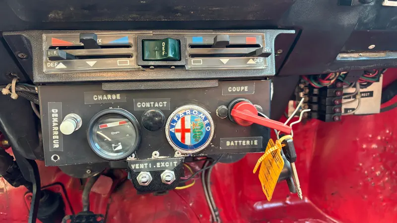 Alfa Romeo GTV6 Group A 30