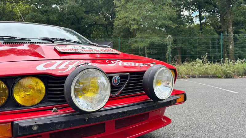 Alfa Romeo GTV6 Group A 4