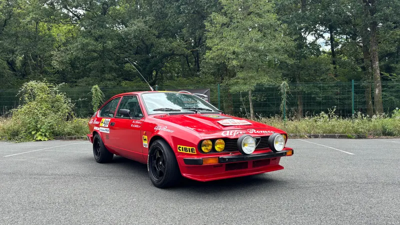 Alfa Romeo GTV6 Group A 40