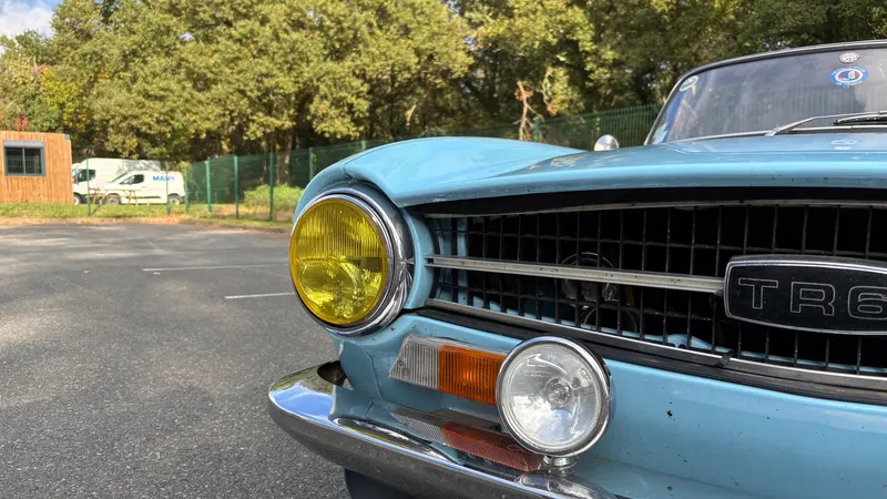 Triumph TR6 PI 9