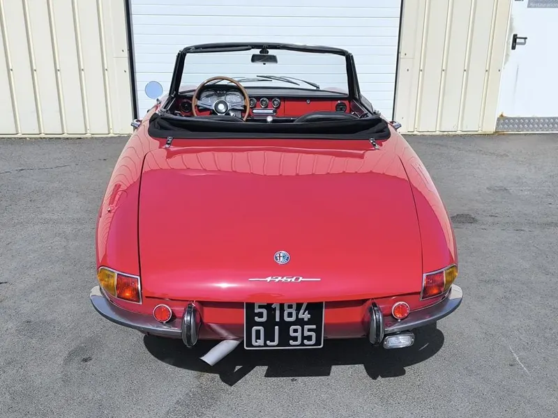 Alfa Romeo Spider 1750 3