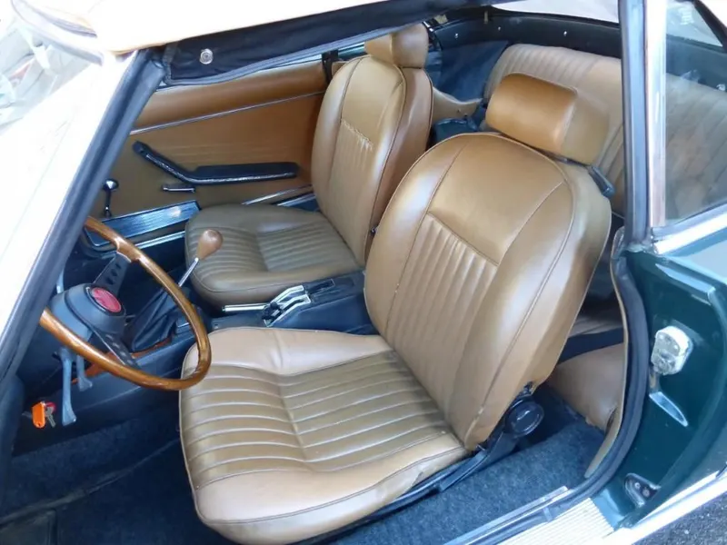 Fiat 124 Spider 2