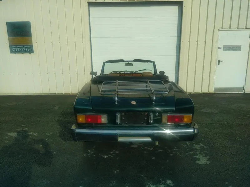 Fiat 124 Spider 10