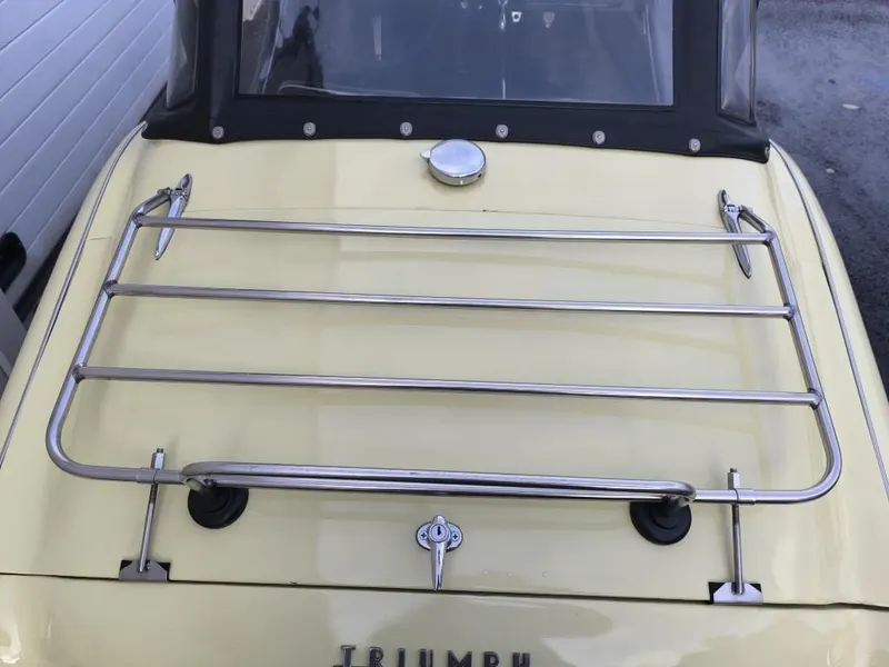 Triumph TR3A 10