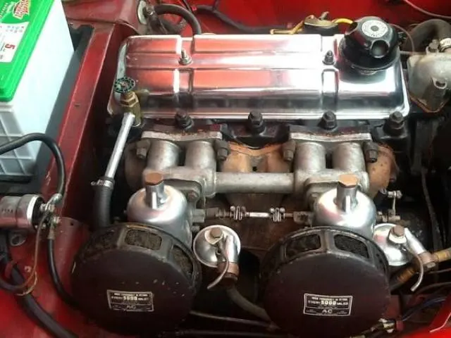 Triumph TR3 Petite Bouche Overdrive 7