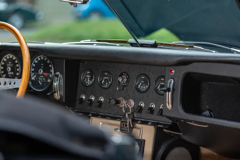 Jaguar Type E série 1 30