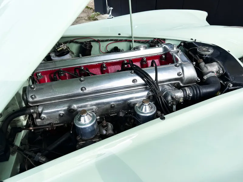 Jaguar XK120 Cab. 45