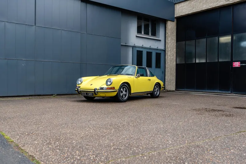 Porsche 2,2L T Targua 3