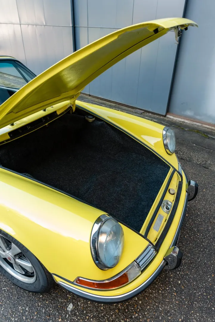 Porsche 2,2L T Targua 44