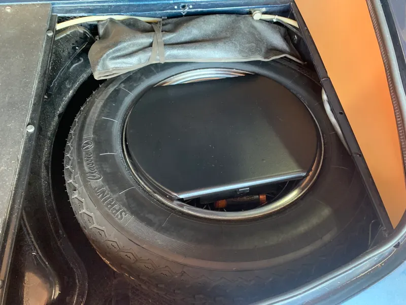 Jaguar Type E planchers plats 44