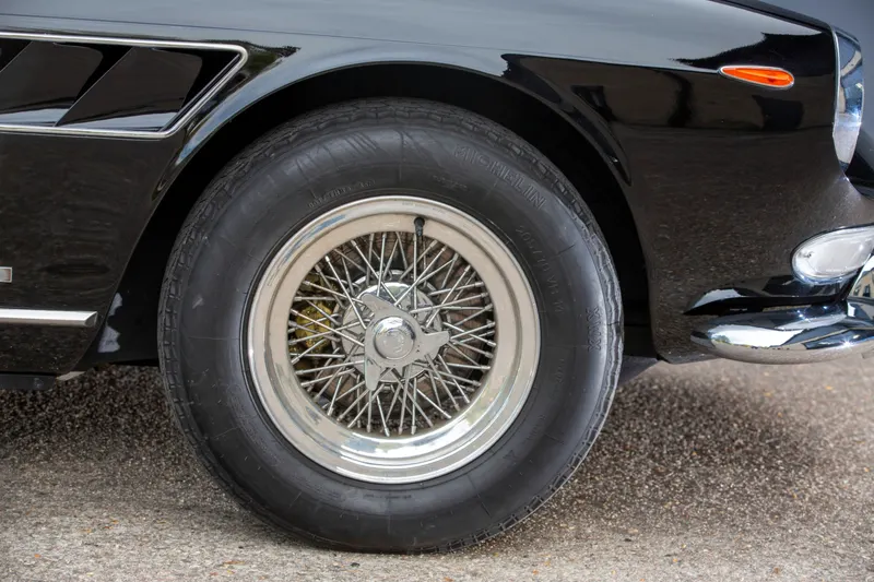 Ferrari 275 GTS 11