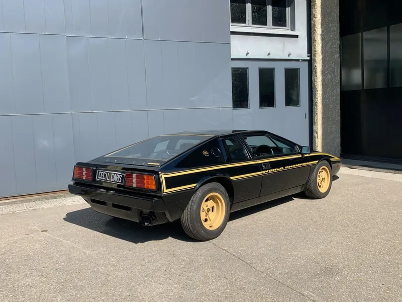 Lotus Esprit JPS 43