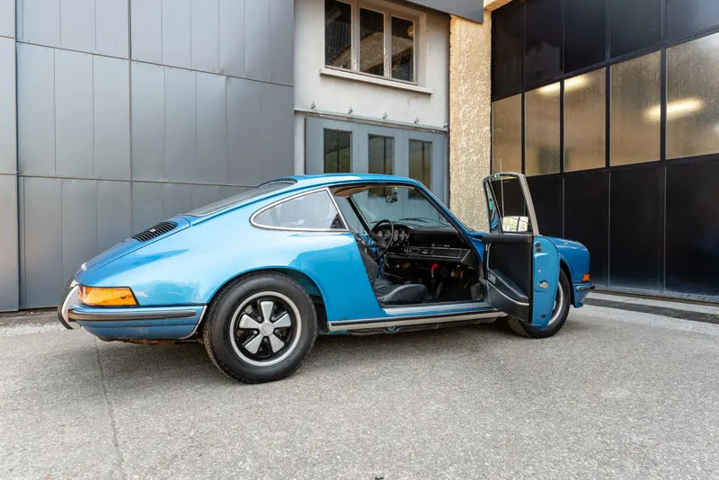 Porsche 2,4L S 22
