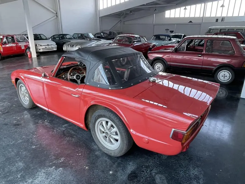Triumph TR6 - Montée 3 carburateurs Weber 7