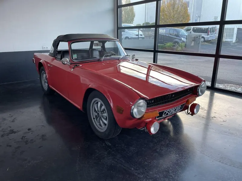 Triumph TR6 - Montée 3 carburateurs Weber 10