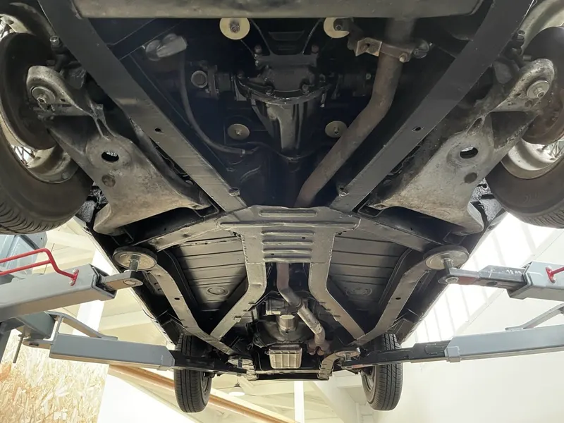 Triumph TR4a IRS intérieur Havane 26