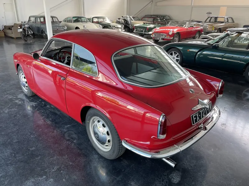 Alfa Romeo Giulietta 1300 3