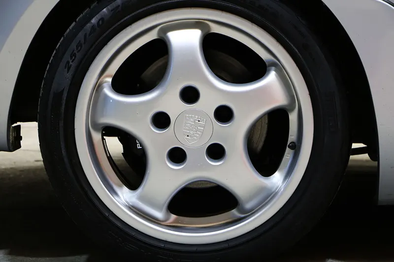 Porsche 968 Cabriolet 52