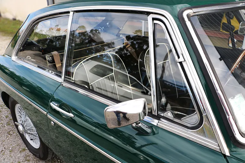 MG MGB GT Mk1 GHD3 51