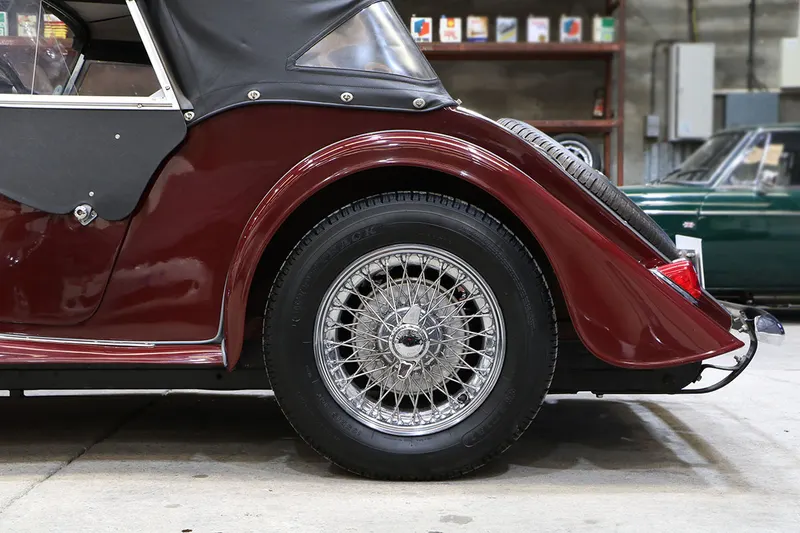 Morgan Plus 4 38