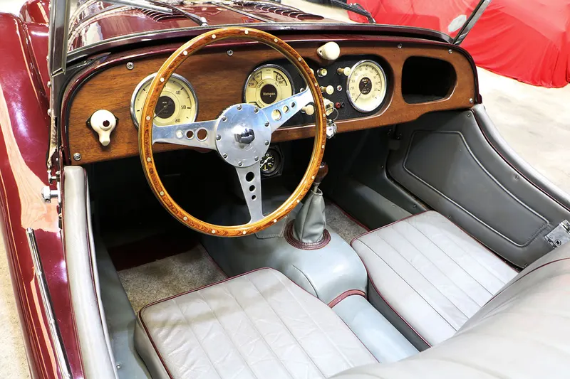 Morgan Plus 4 22