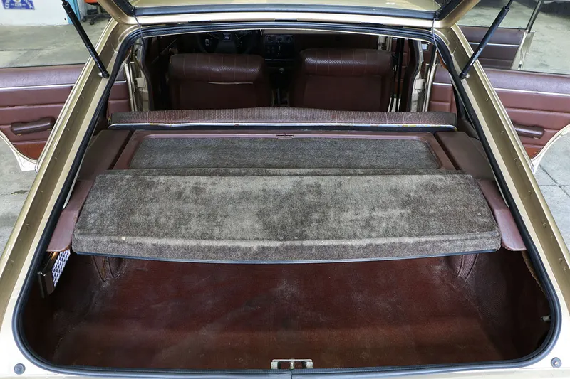 CHRYSLER 1307 S 31