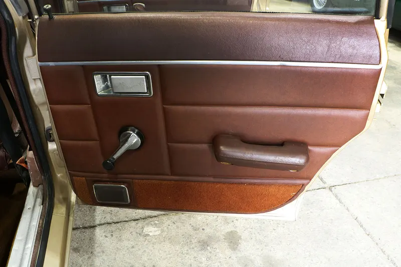 CHRYSLER 1307 S 27