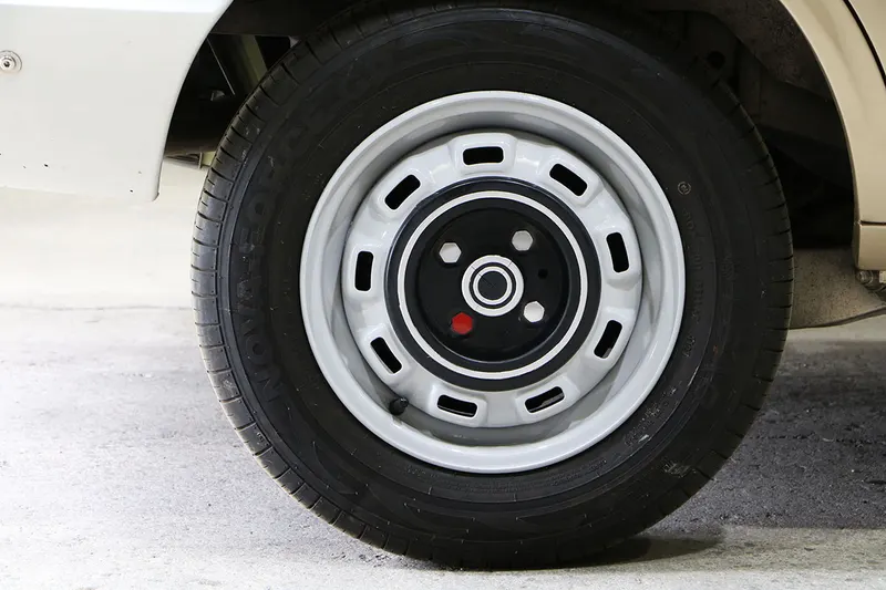 CHRYSLER 1307 S 49