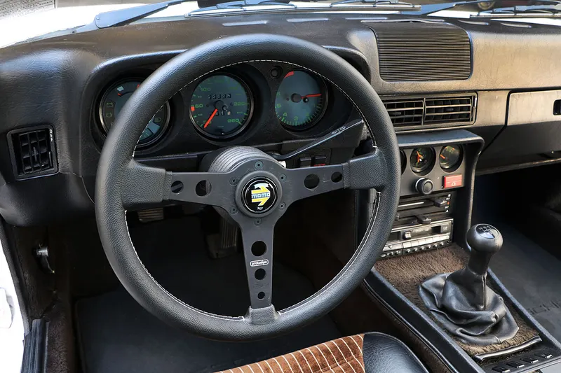 Porsche 924 Turbo 15