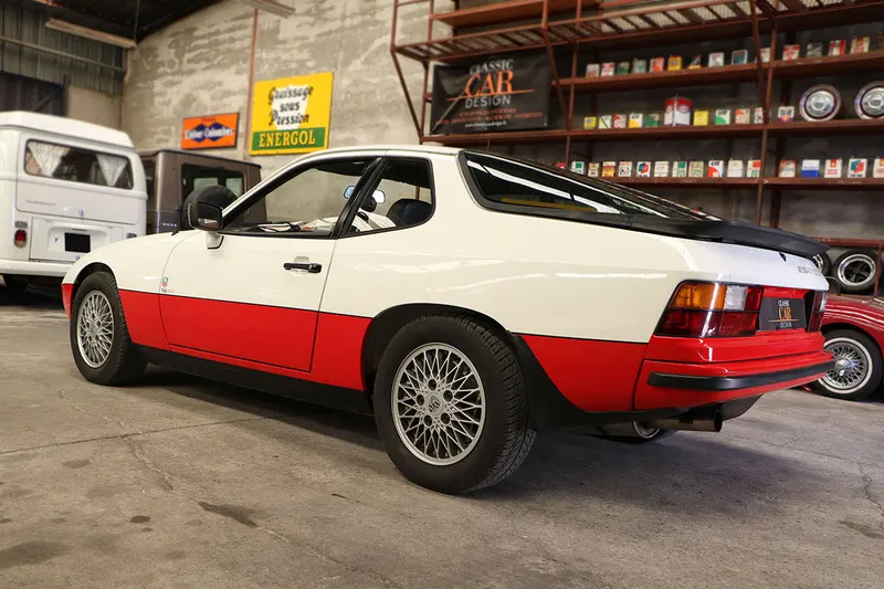 Porsche 924 Turbo 7