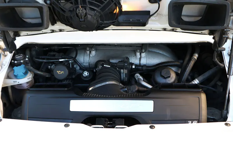 Porsche 997 Carrera 4 GTS CABRIOLET 42