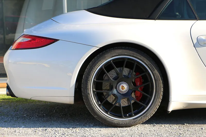 Porsche 997 Carrera 4 GTS CABRIOLET 55