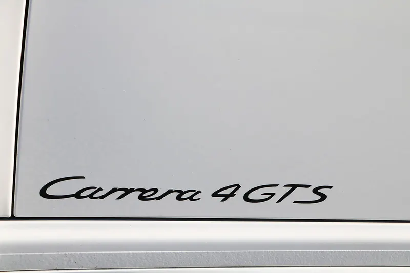 Porsche 997 Carrera 4 GTS CABRIOLET 47