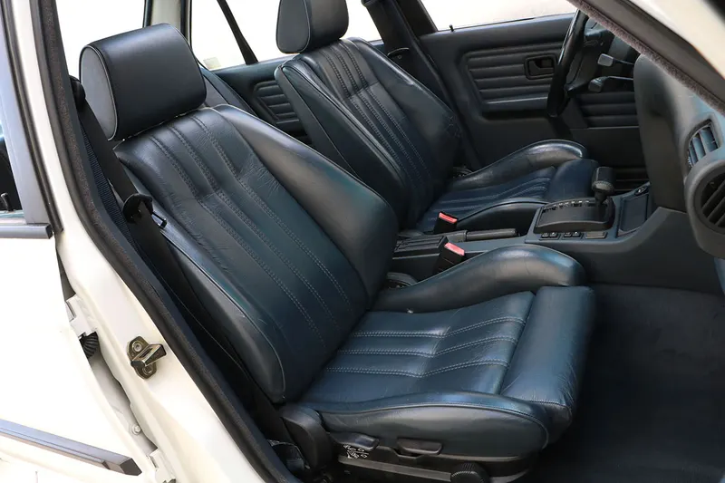 BMW 325 ix BVA E30 26