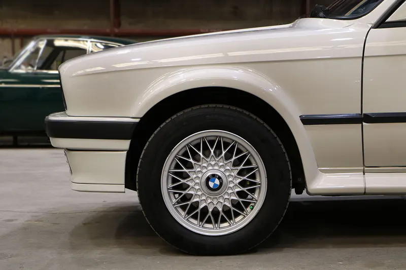 BMW 325 ix BVA E30 54