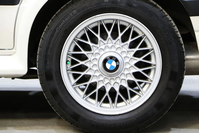 BMW 325 ix BVA E30 59