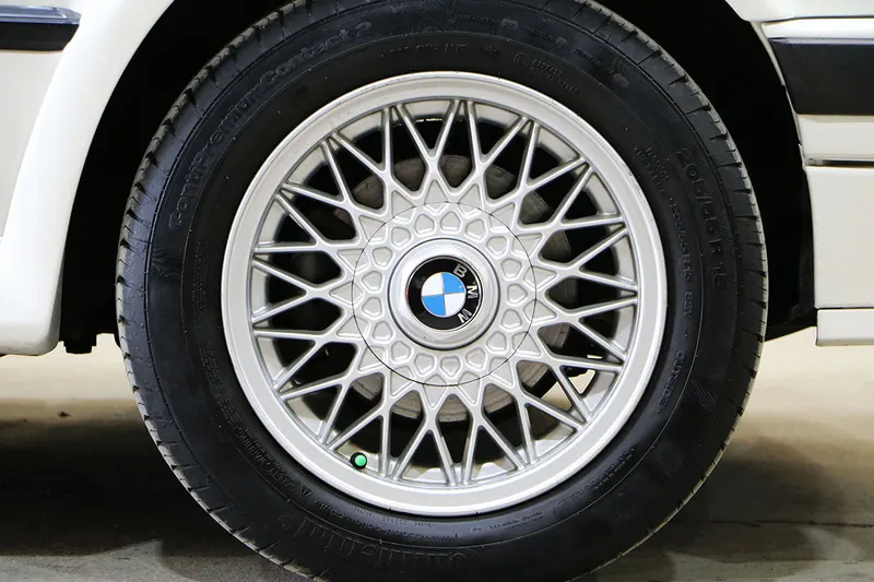 BMW 325 ix BVA E30 76