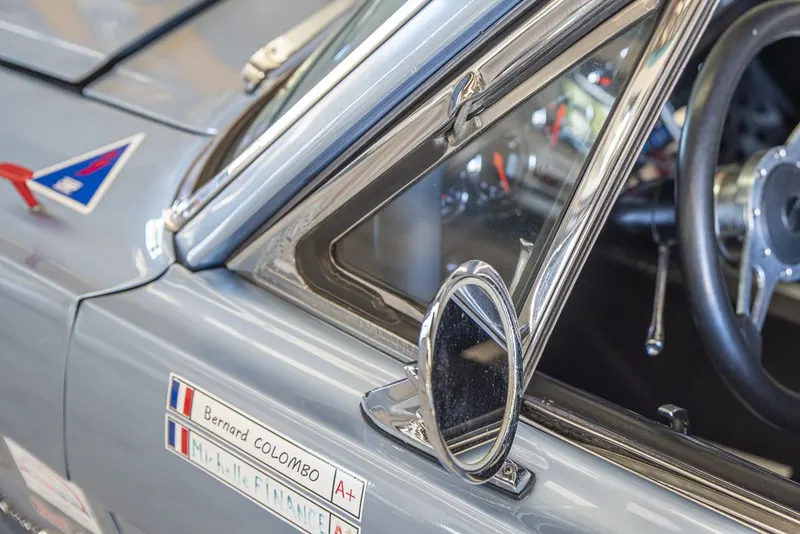 Ford Mustang Coupé V8 Racing 101